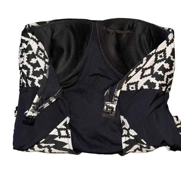 Seafolly Aztec One Piece Swimsuit Halter Cutout Size 10​ Resortwear festival - Picture 4 of 5